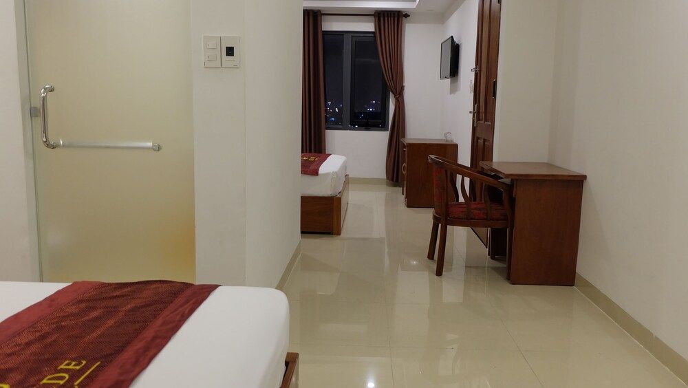 undefined Seaside Hotel 9