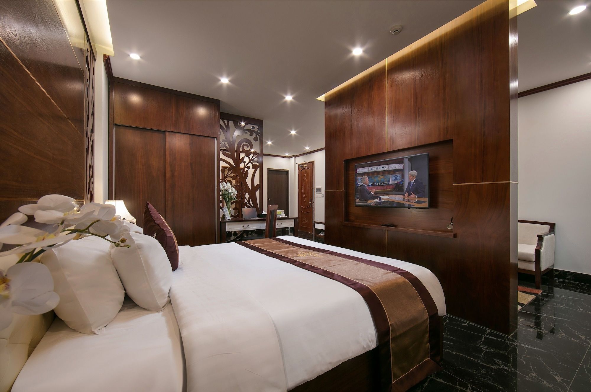 undefined Royal St Hanoi Hotel 2