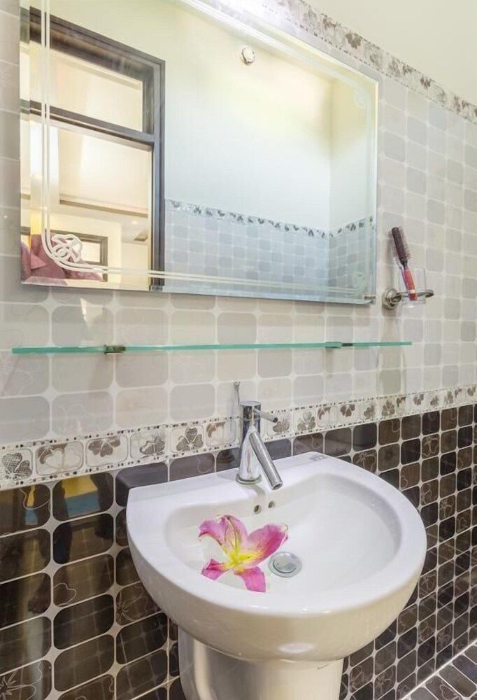 Pham Family B&B Economy Double Room 13