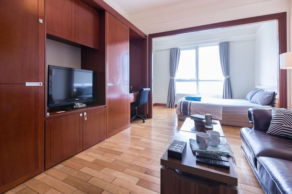 undefined The Manor Luxury 1BR Apartment Center 7