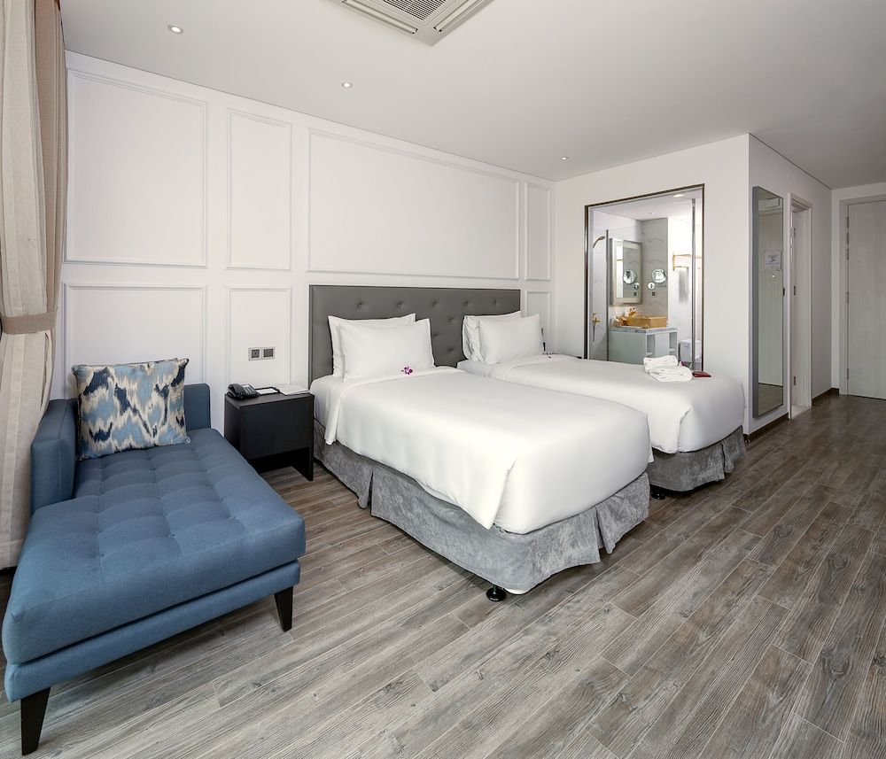 Wyndham Danang Golden Bay Deluxe Twin 24 hours check-in/check-out 3