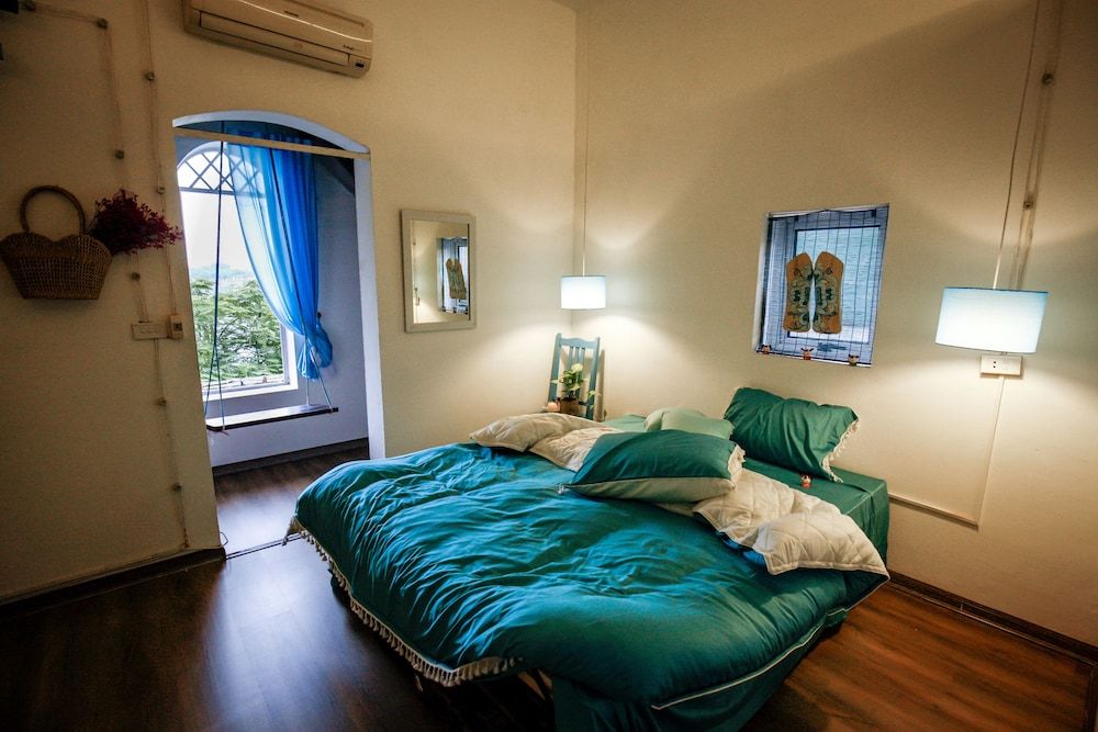 undefined Millan Home 10