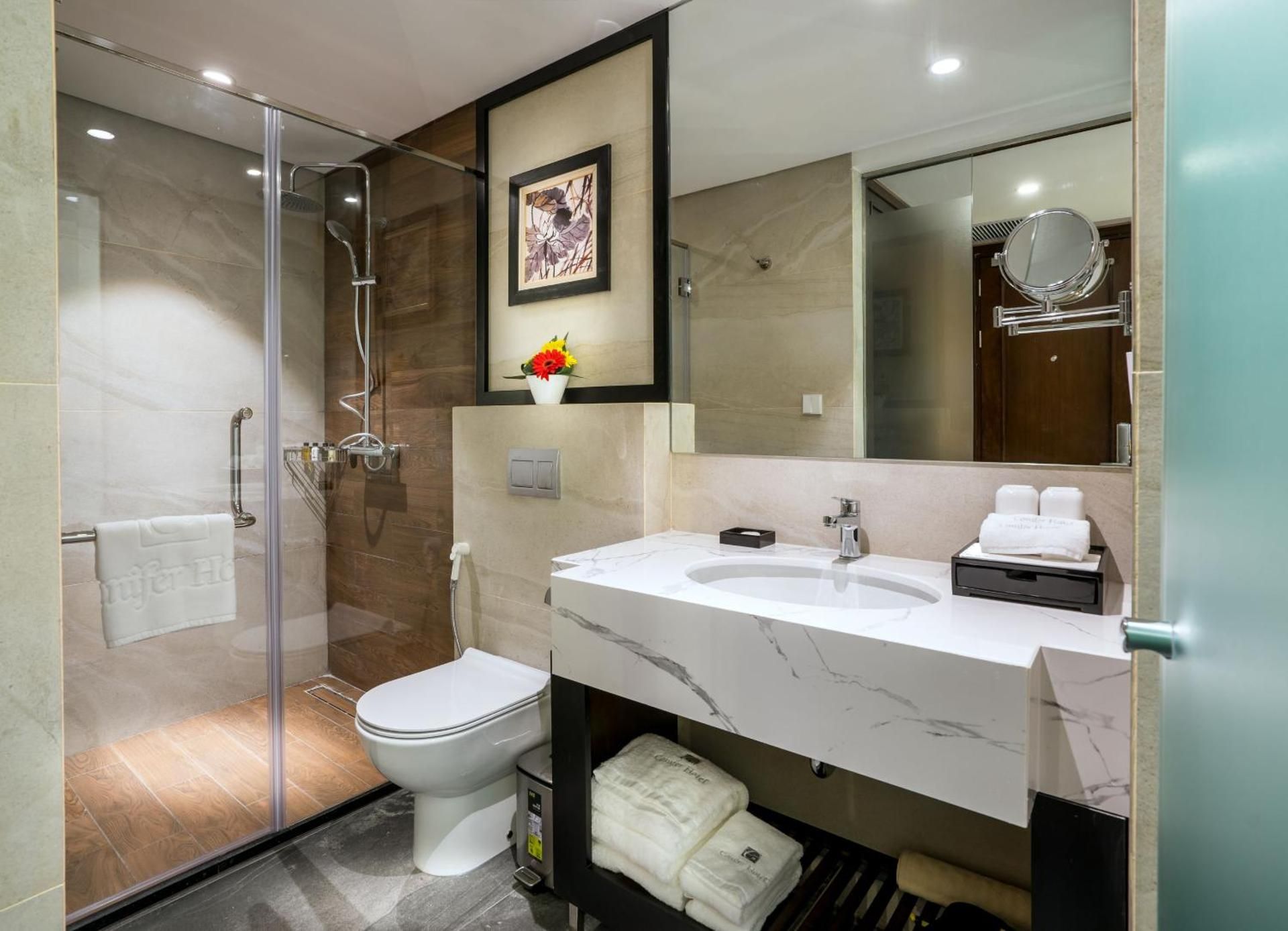 undefined Conifer Grand Hotel 6