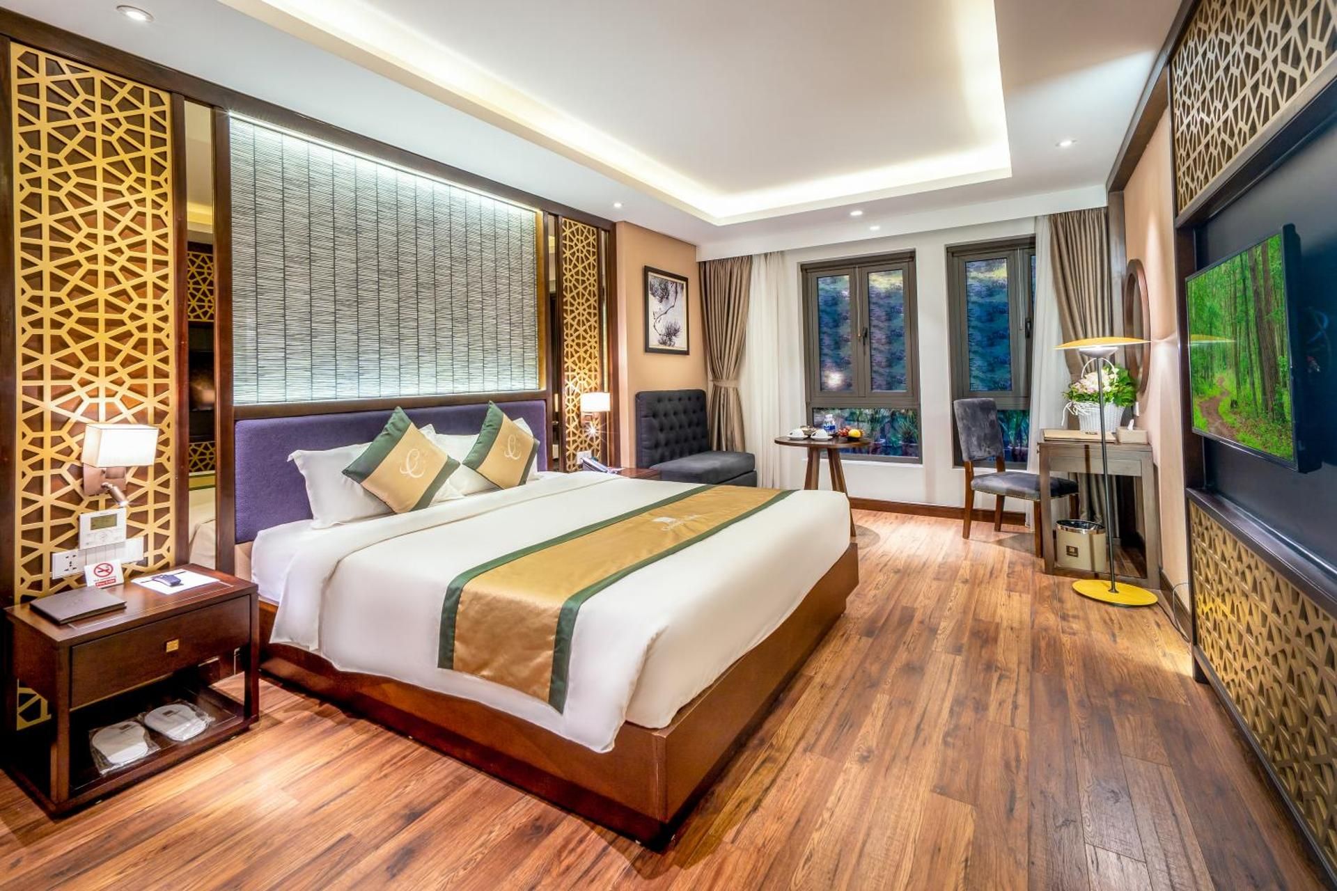 undefined Conifer Grand Hotel 4