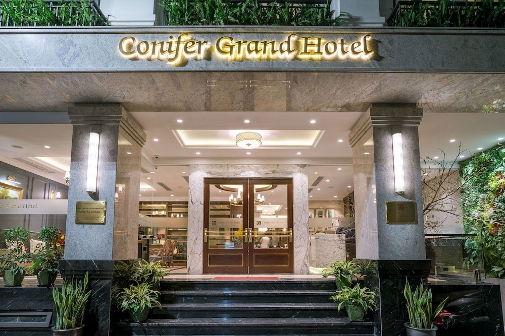 undefined Conifer Grand Hotel 3