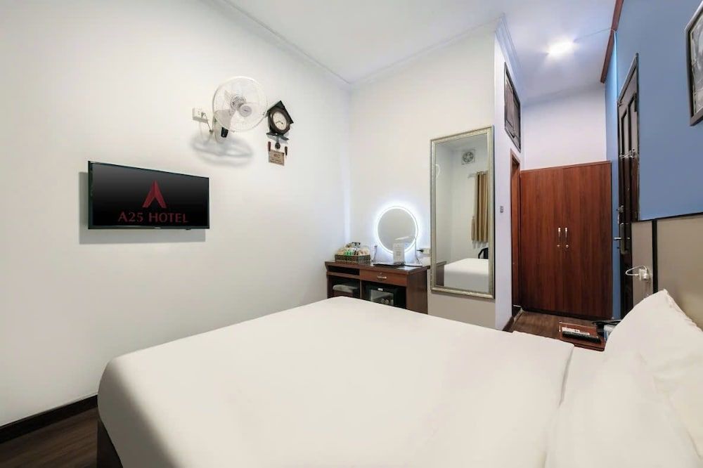 undefined A25 Hotel - 80 Mai Hac De 9
