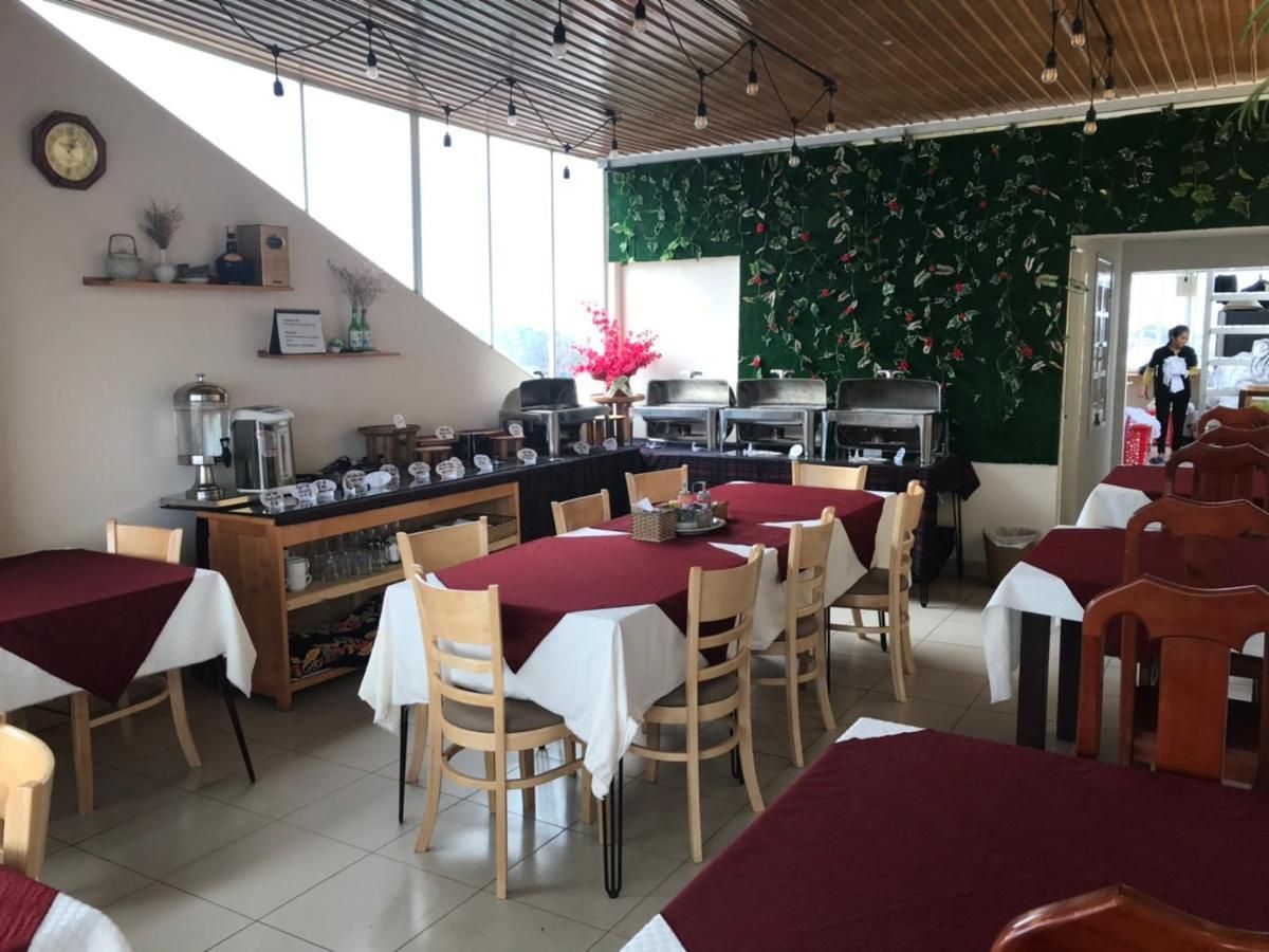 undefined Starhill Hotel 9
