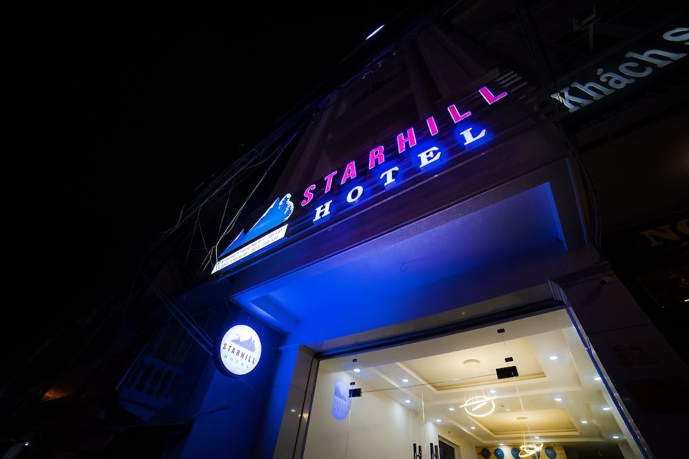 undefined Starhill Hotel 9