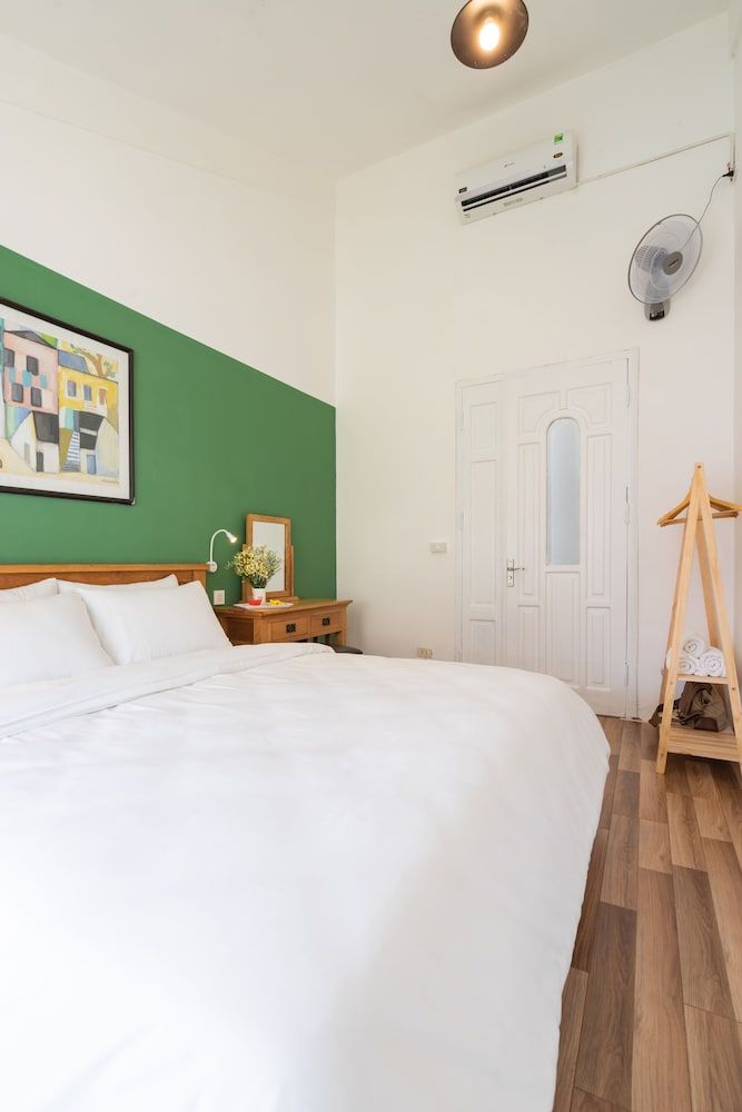 Backy Posh Hostel by Poshtel Vietnam Deluxe Double Room, 1 King Bed, City View