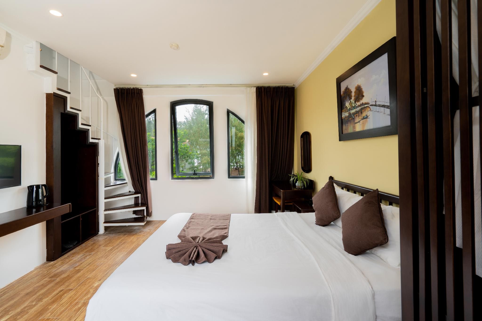 Family Loft Room