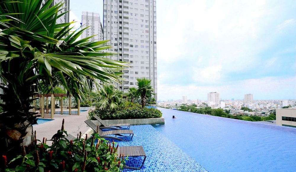 undefined Sunrise City 2BR with Infinity SW Pool 7
