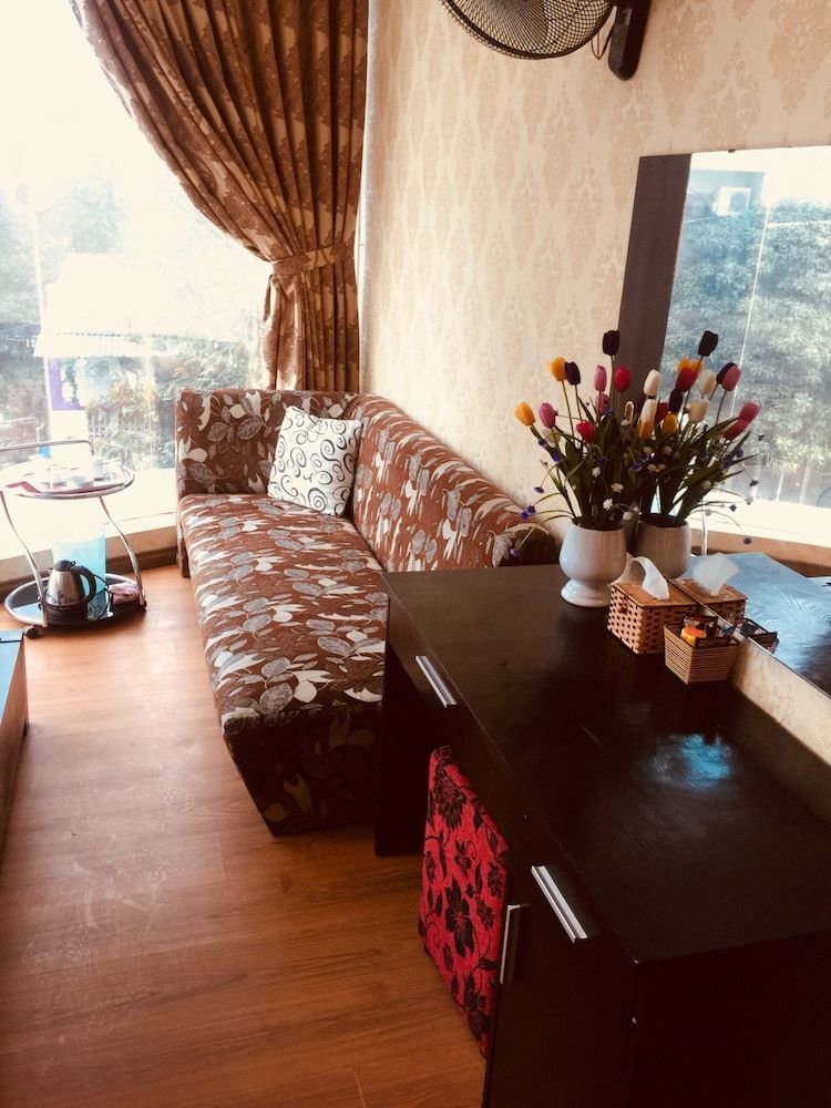 Thien Duong Hotel Family Room 3