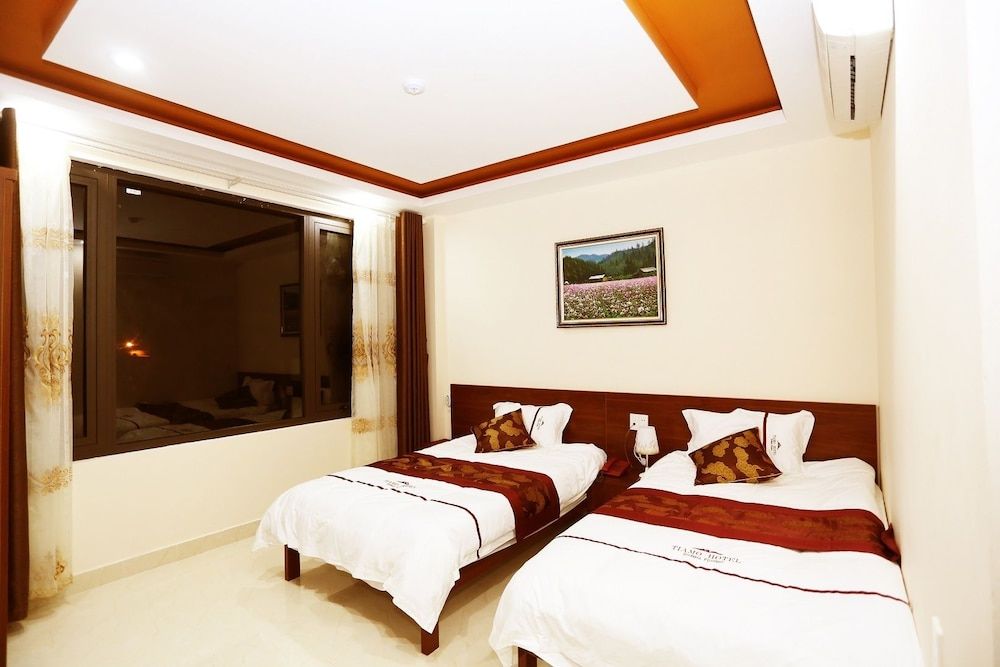 Twin Bed Room