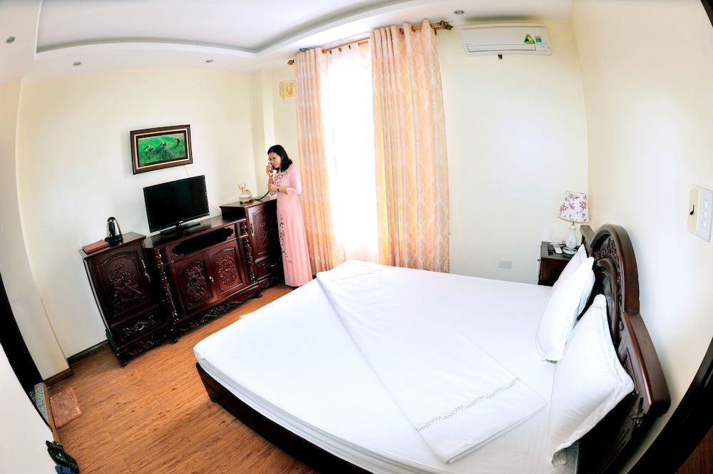 Thuan Thanh Hotel Standard Double Room