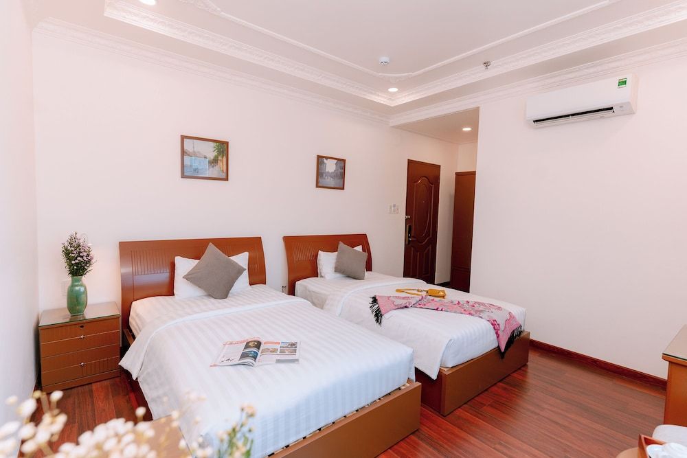 undefined DAHLIALAND SAIGON HOTEL & SWIMMING POOL 5