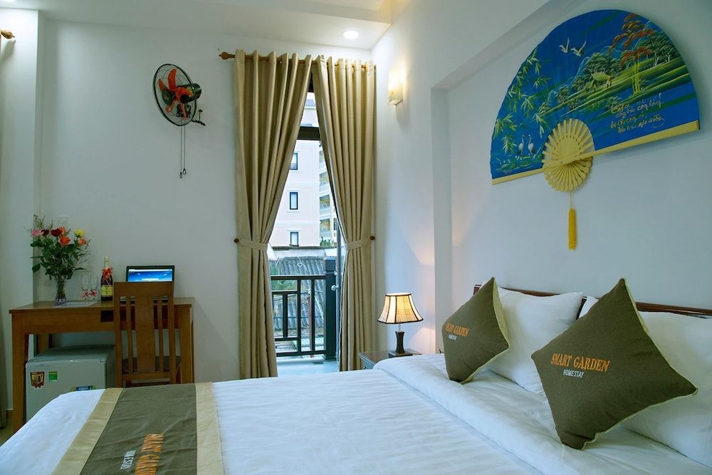 Smart Garden Homestay Deluxe Double Room 14