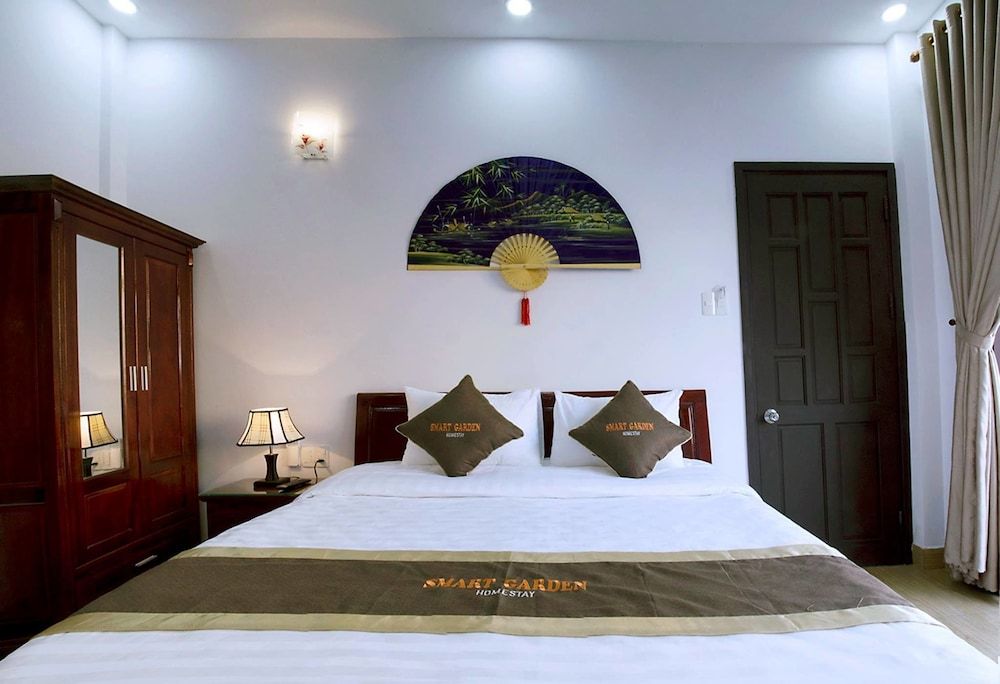 Smart Garden Homestay Deluxe Double Room 7