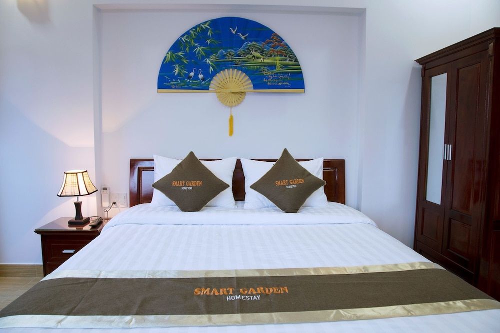 Smart Garden Homestay Deluxe Double Room 15