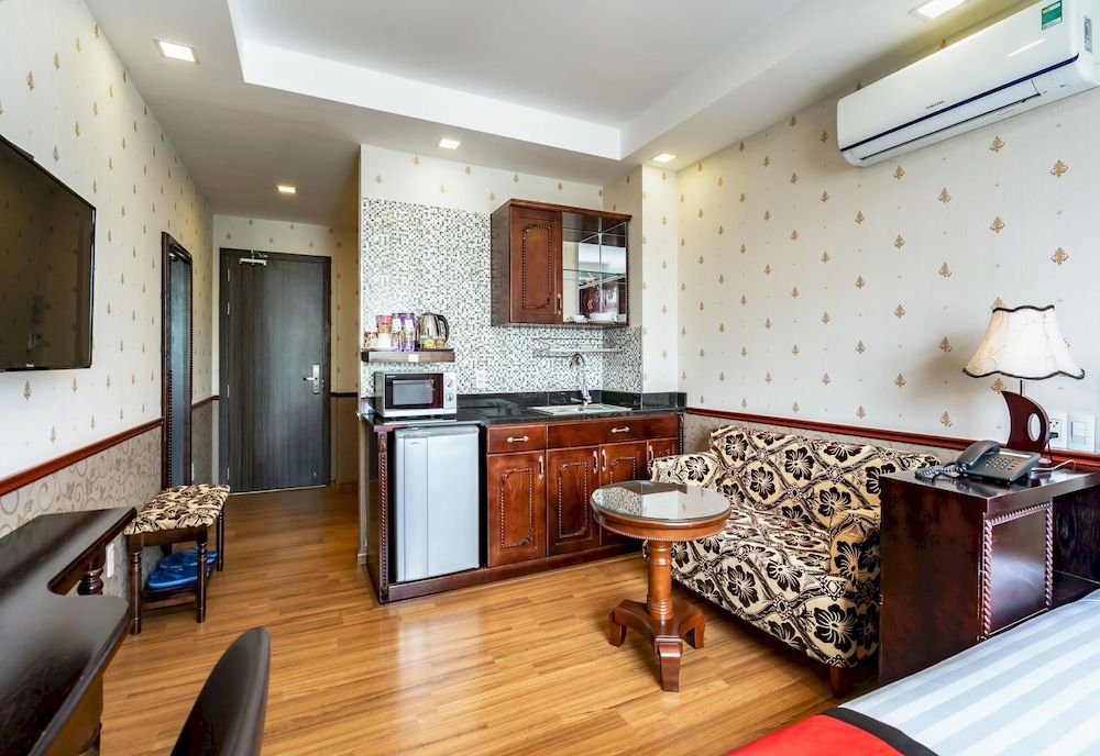 Collection O Emerald Luxury Apartment - Near SECC Studio Apartment 5