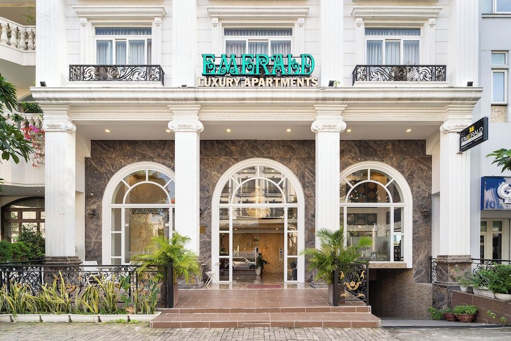 undefined Collection O Emerald Luxury Apartment - Near SECC 3