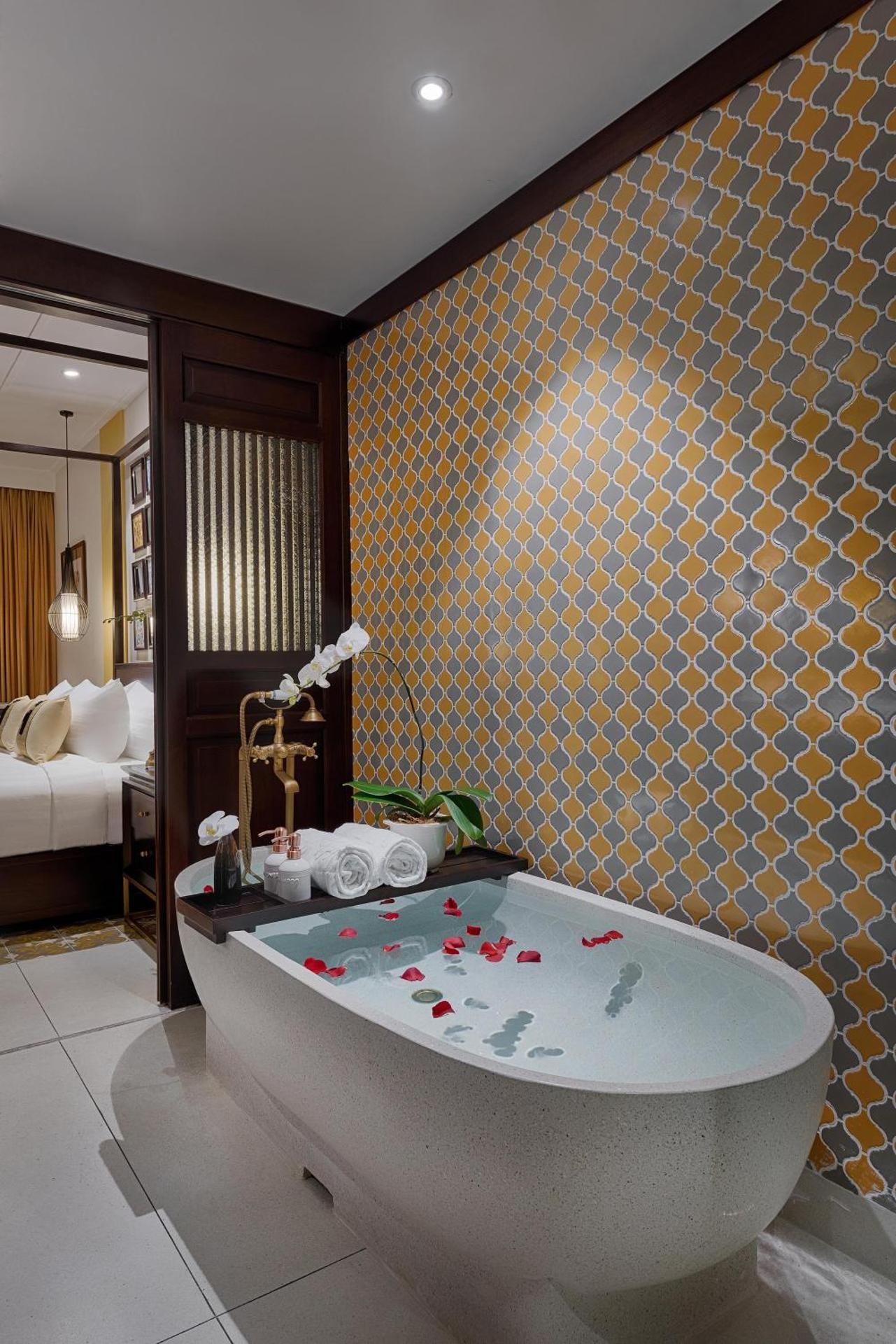 undefined Allegro Hoi An . A Little Luxury Hotel & Spa 5