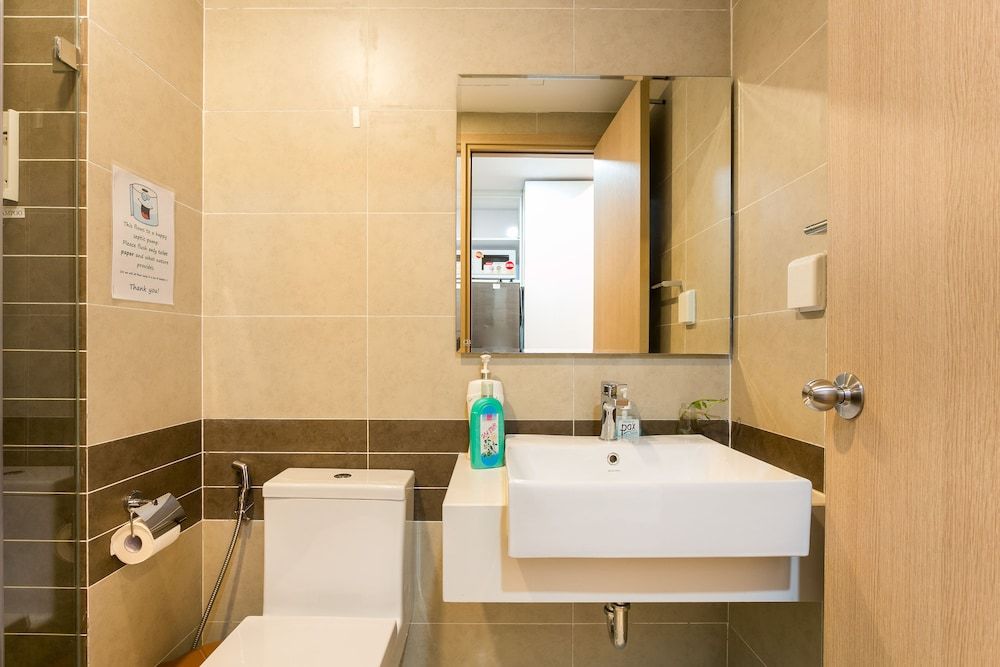 Two-Bedroom Apartment (Free Swimming Pool & Gym)