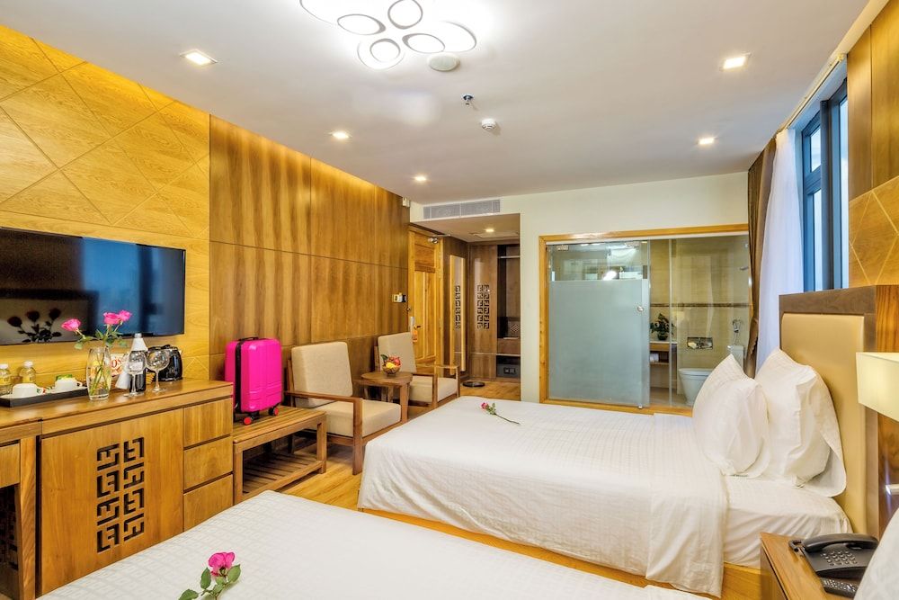 Superior River View Twin Room
