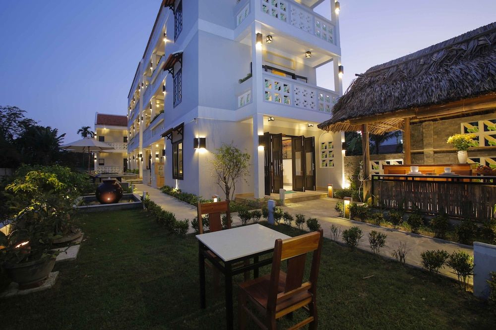 undefined Hoi An Corn Riverside Villa 8