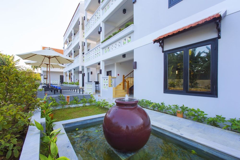 undefined Hoi An Corn Riverside Villa 7