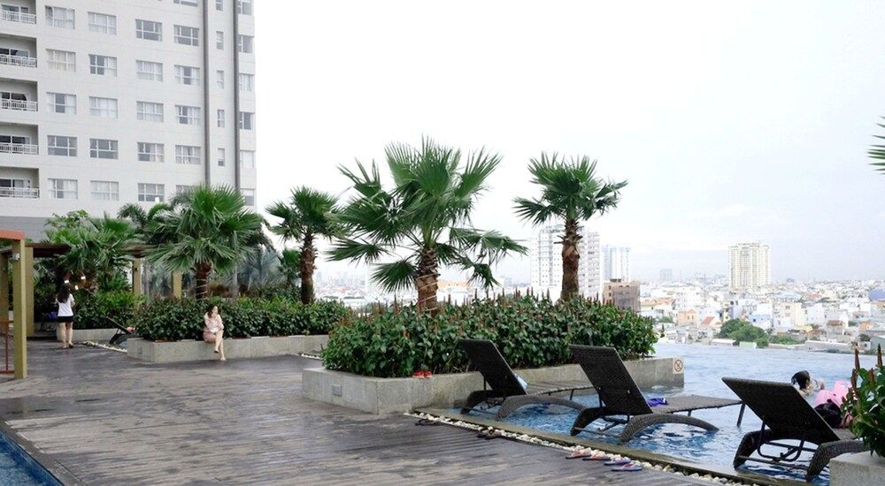 undefined Sunrise City 2BR Luxury SWPool 30th 6