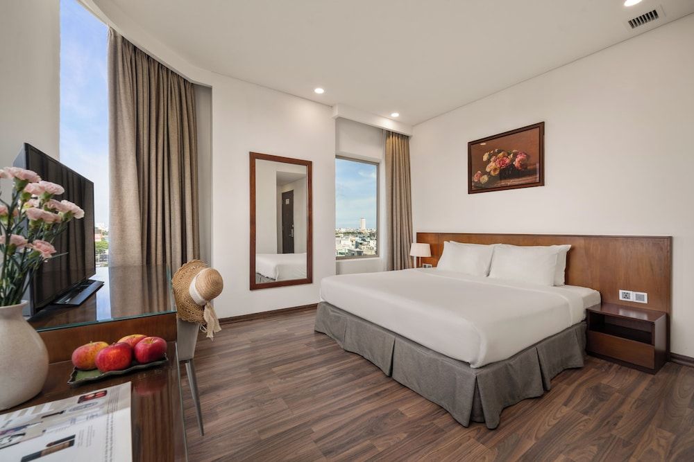 Superior Double Room, City View