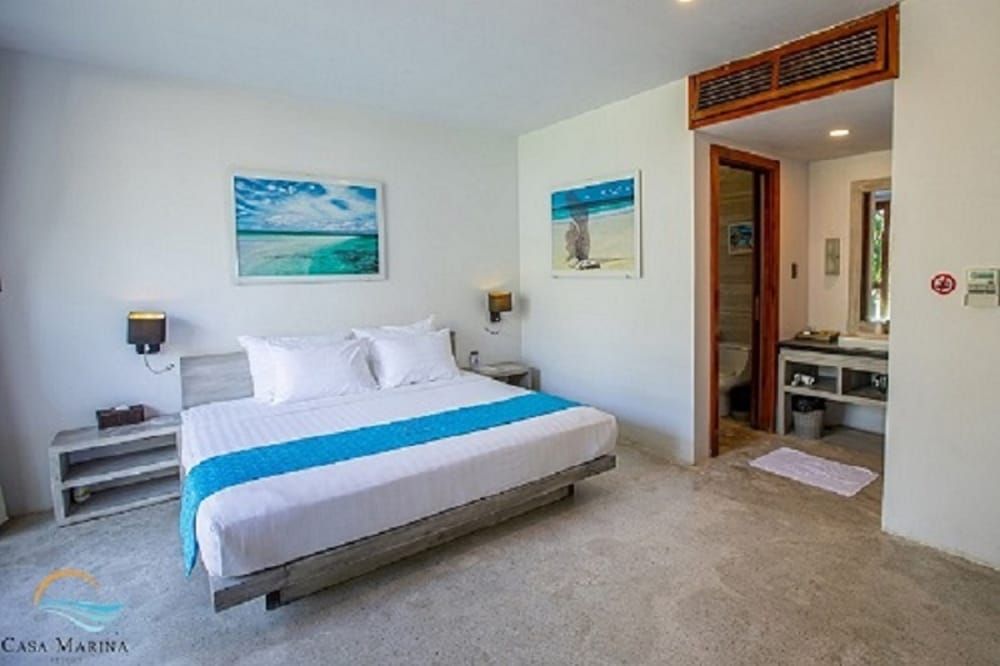 Casa Marina Resort Deluxe Double Room with Lotus View 4