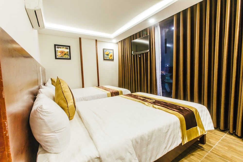 SunFlower 2 Hotel Family Room 6