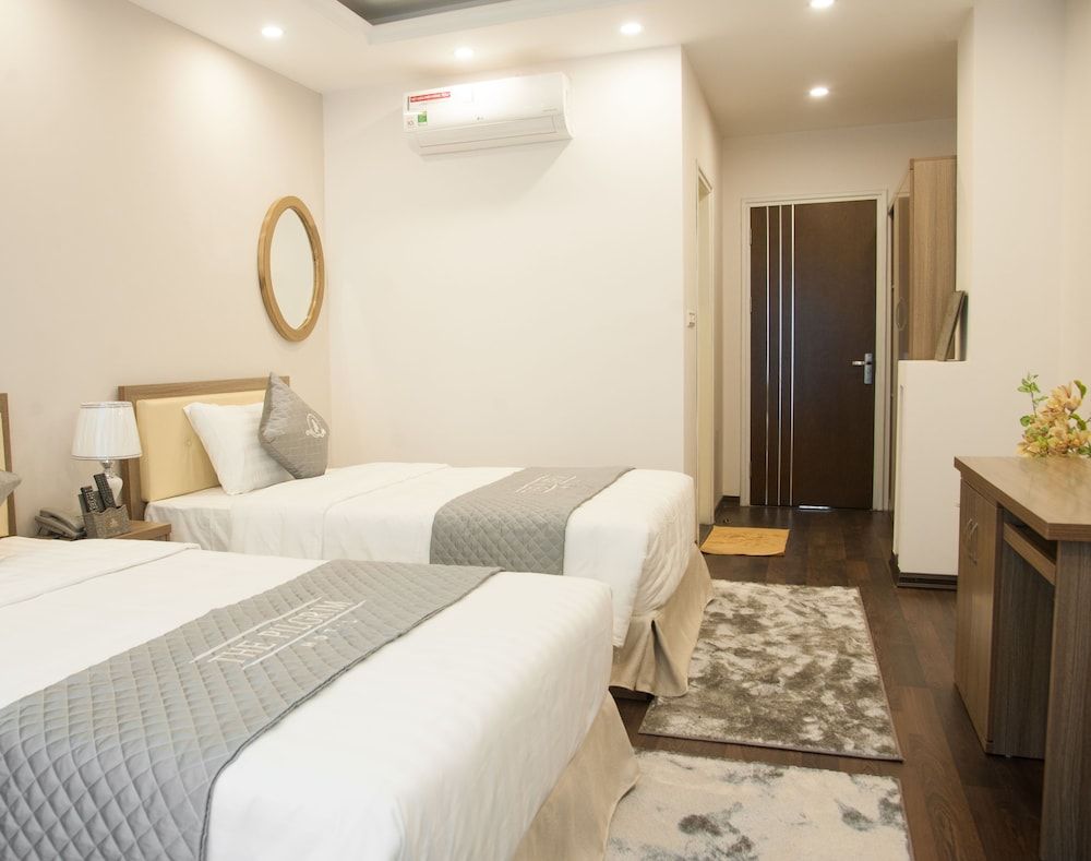 The Pilgrim Hotel Deluxe Triple Room, Balcony, City View 3