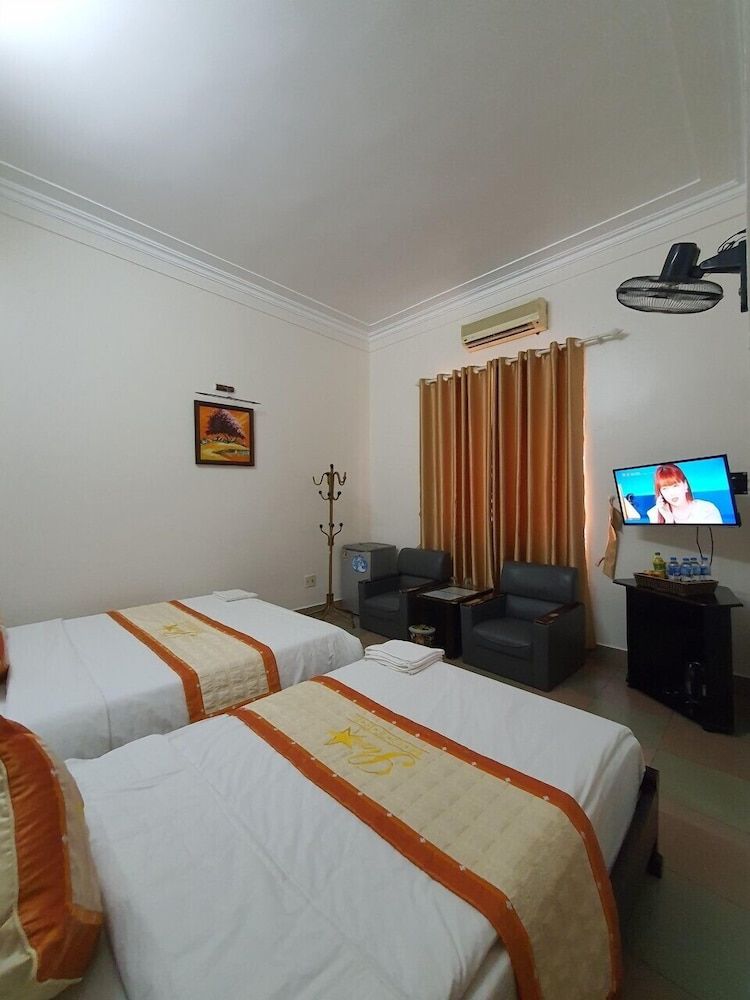 Star Hotel Hai Duong Deluxe Family Room 2