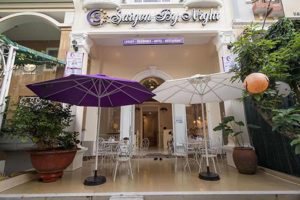 undefined Saigon By Night Luxury Hotel 9