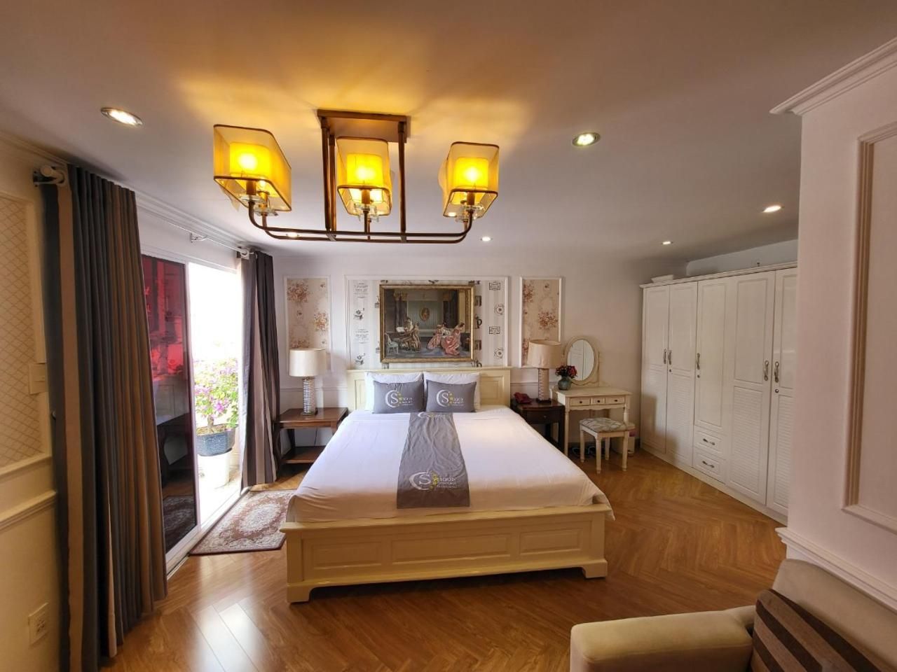 Premium Suite with Terrace