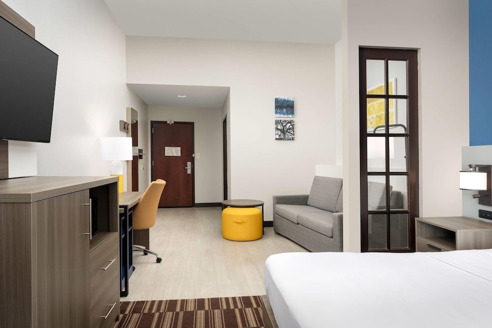 Suite, 1 King Bed, Refrigerator & Microwave