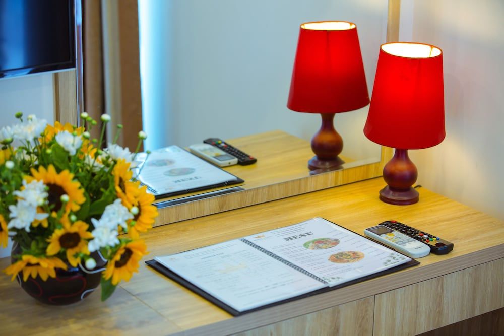 undefined Royal Hotel 3