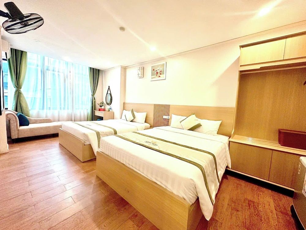 undefined Royal Hotel