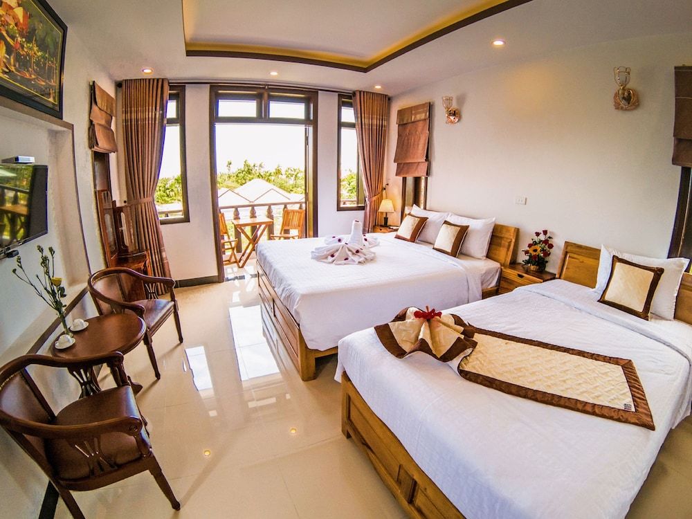 Cam Thanh Village Villas Deluxe Triple Room, City View 7