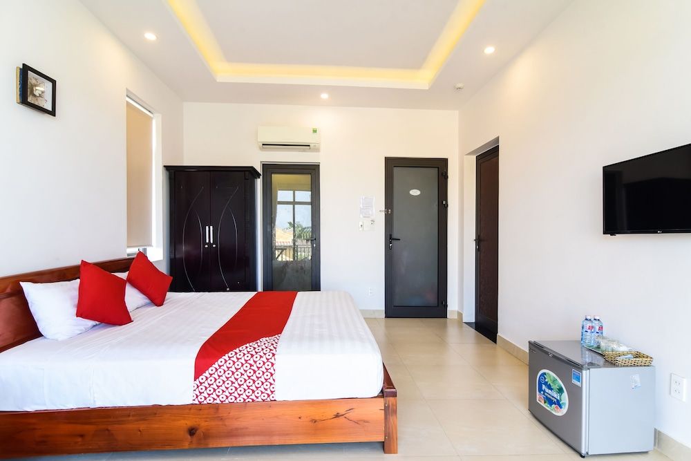 OYO 473 Suburban Villa Deluxe Double Room