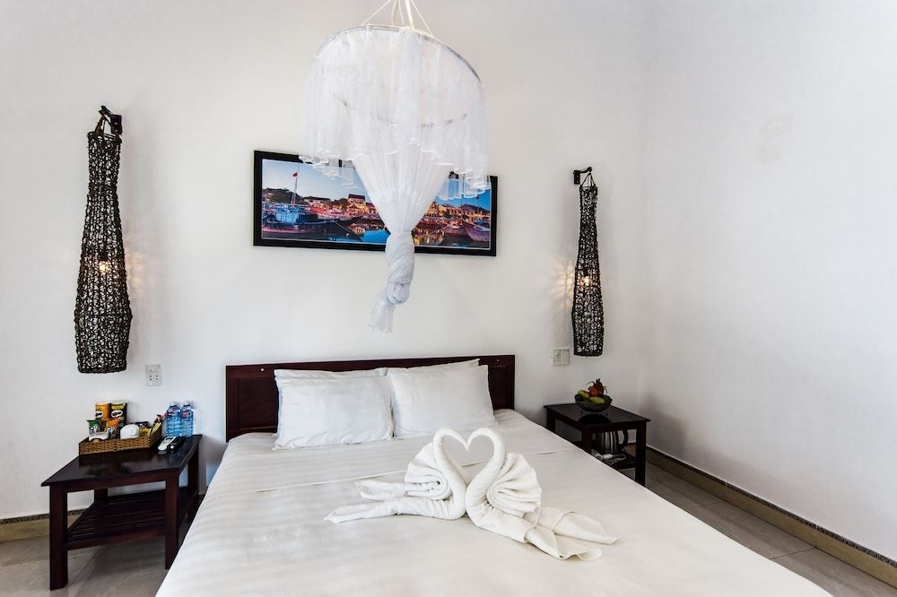 undefined Cashew Tree Bungalow
