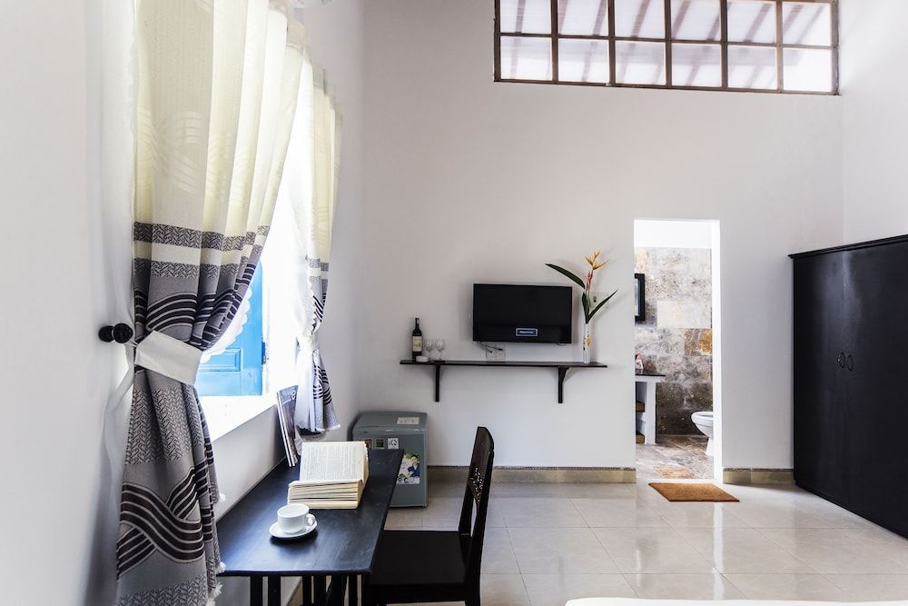 Cashew Tree Bungalow Superior Double Room 16