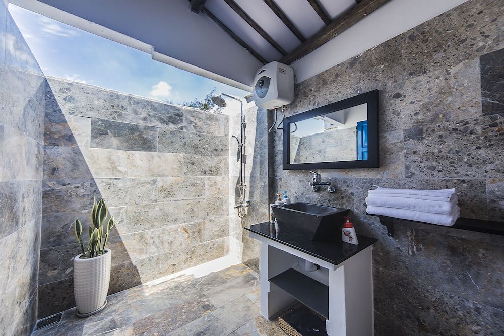 Cashew Tree Bungalow Superior Double Room 19