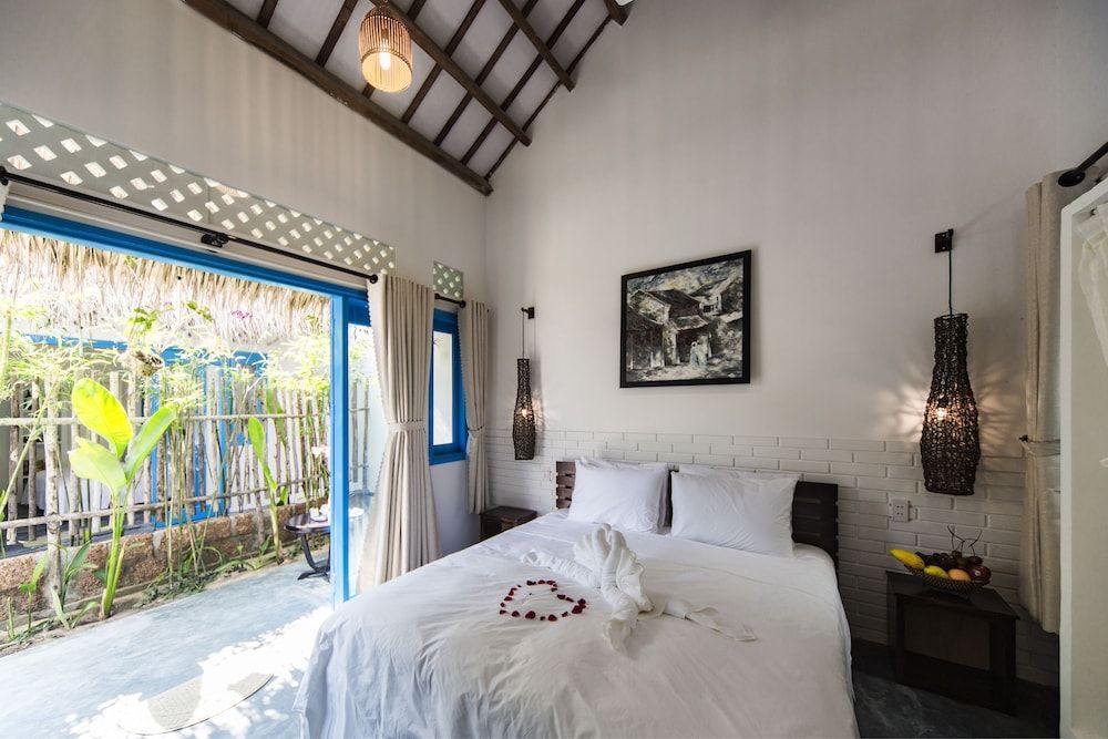 Cashew Tree Bungalow Superior Double Room 5