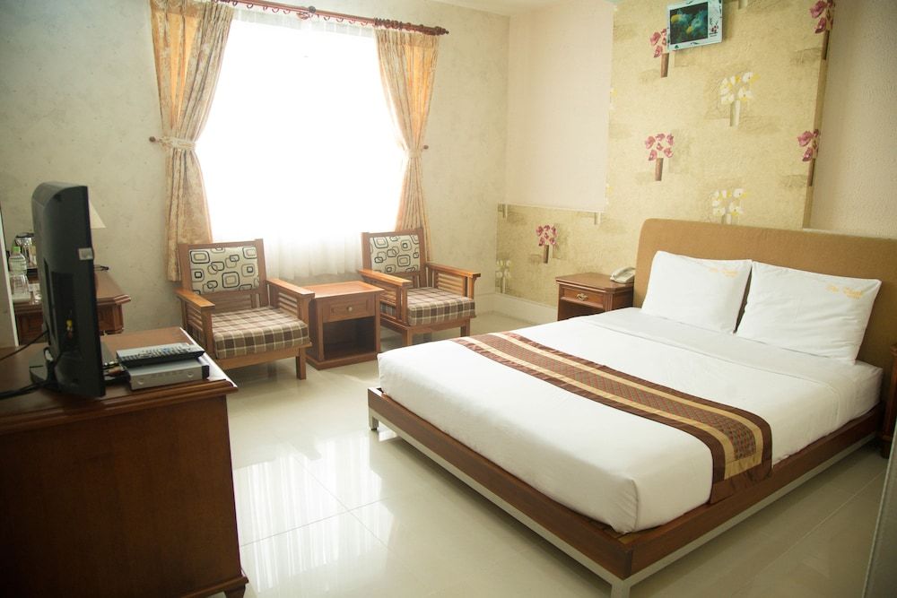 undefined Golden Plus Hotel 5