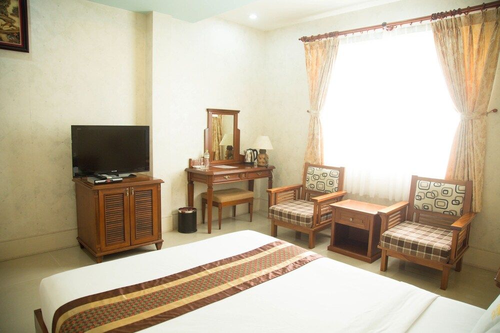 undefined Golden Plus Hotel 9