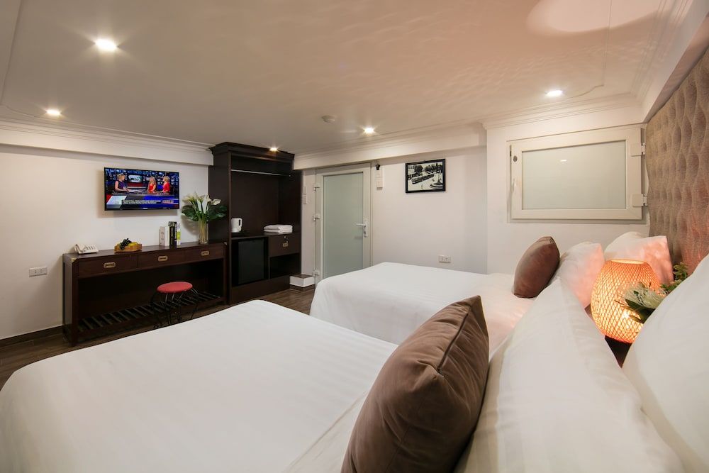 undefined Golden Rooster Hotel 7