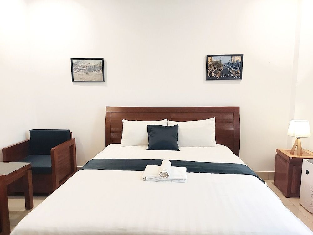 undefined Twins Hotel